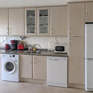 Two Bedroom - 110m2, Ac, Terrace, Wi-fi Apartamento